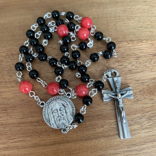 Chaplet of the Holy Face of Jesus