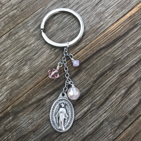 Miraculous Medal keyring - pink