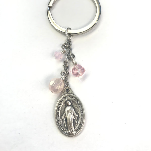 Miraculous Medal keyring - pink